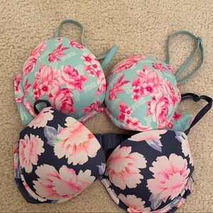 Two floral pink Victoria’s Secret push-up bras